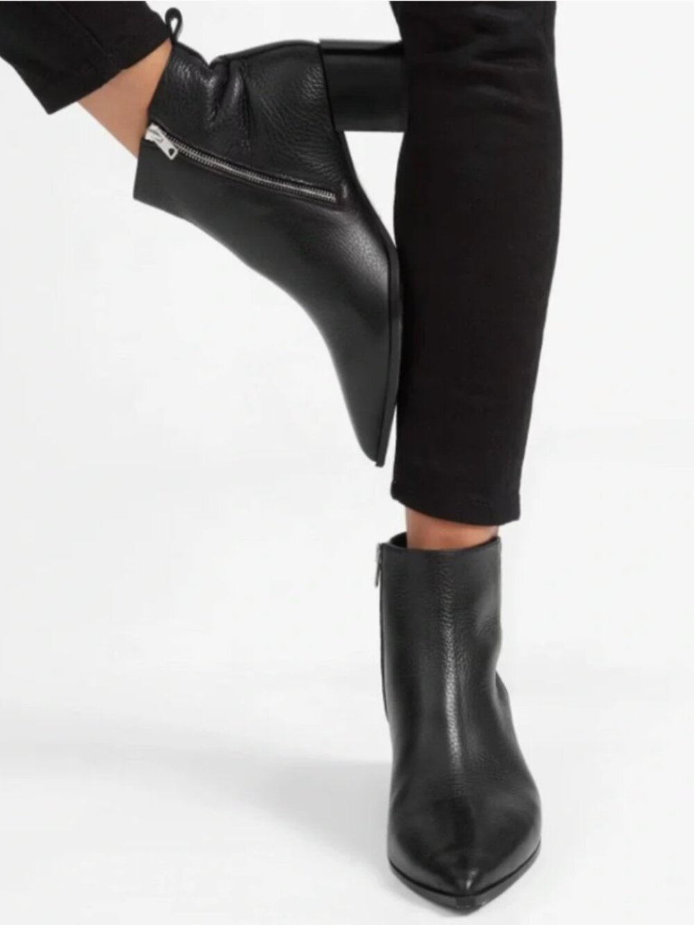 Everlane - The Boss Boot in Black Pebble Leather - Size 11 / Comparable to US 10